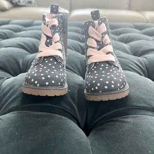 Little girls boots